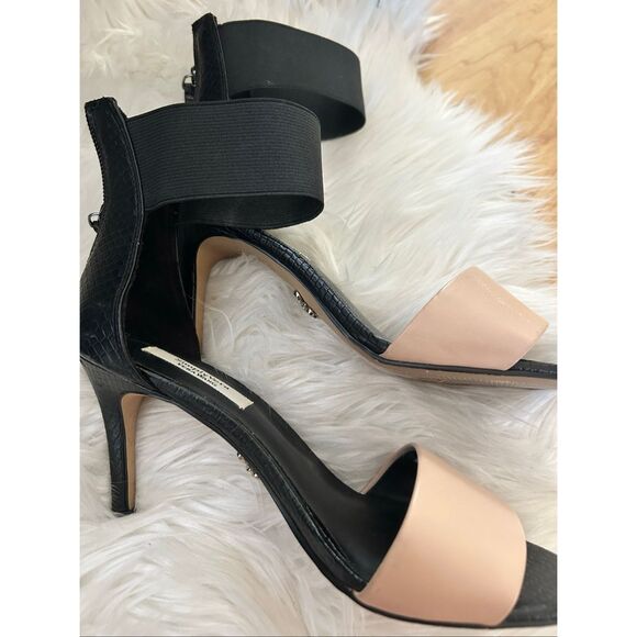 Simply Vera wang heels with straps stretchy size 6.5 black and tan going out - Picture 6 of 8